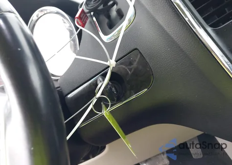 2015 Chrysler Town & Country Touring from USA, damaged, VIN 2C4RC1BG4FR600856